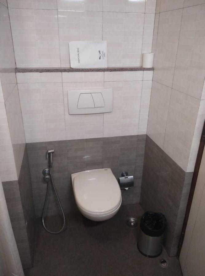 Hotel Crn Canary Bangalore Dış mekan fotoğraf